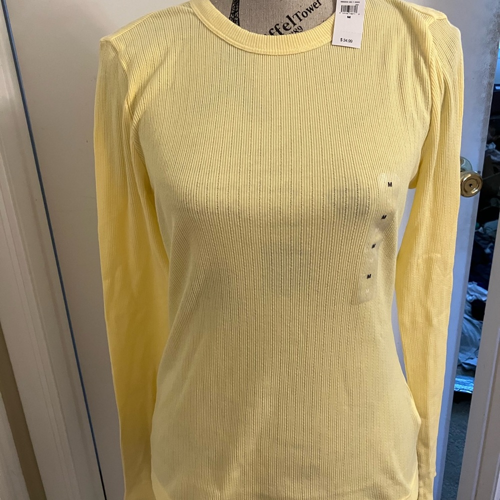 NWT Gap yellow long sleeve top medium